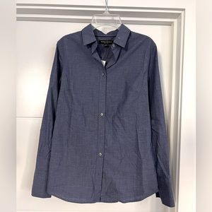 2 Banana Republic Fitted Dress Shirts. 1 NWT